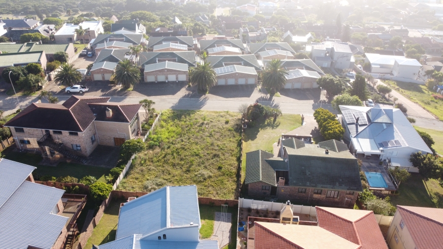 0 Bedroom Property for Sale in Wavecrest Eastern Cape